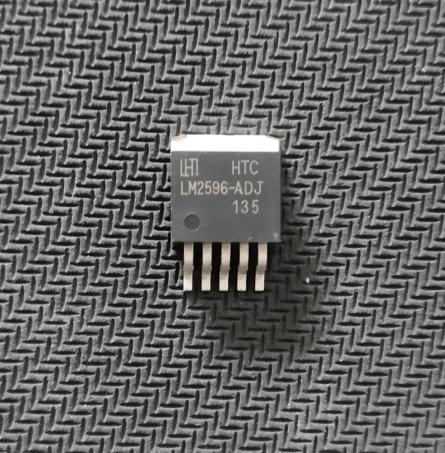 LM2596R-ADJ TO263 ADJUSTABLE 3A HTC ETA1416