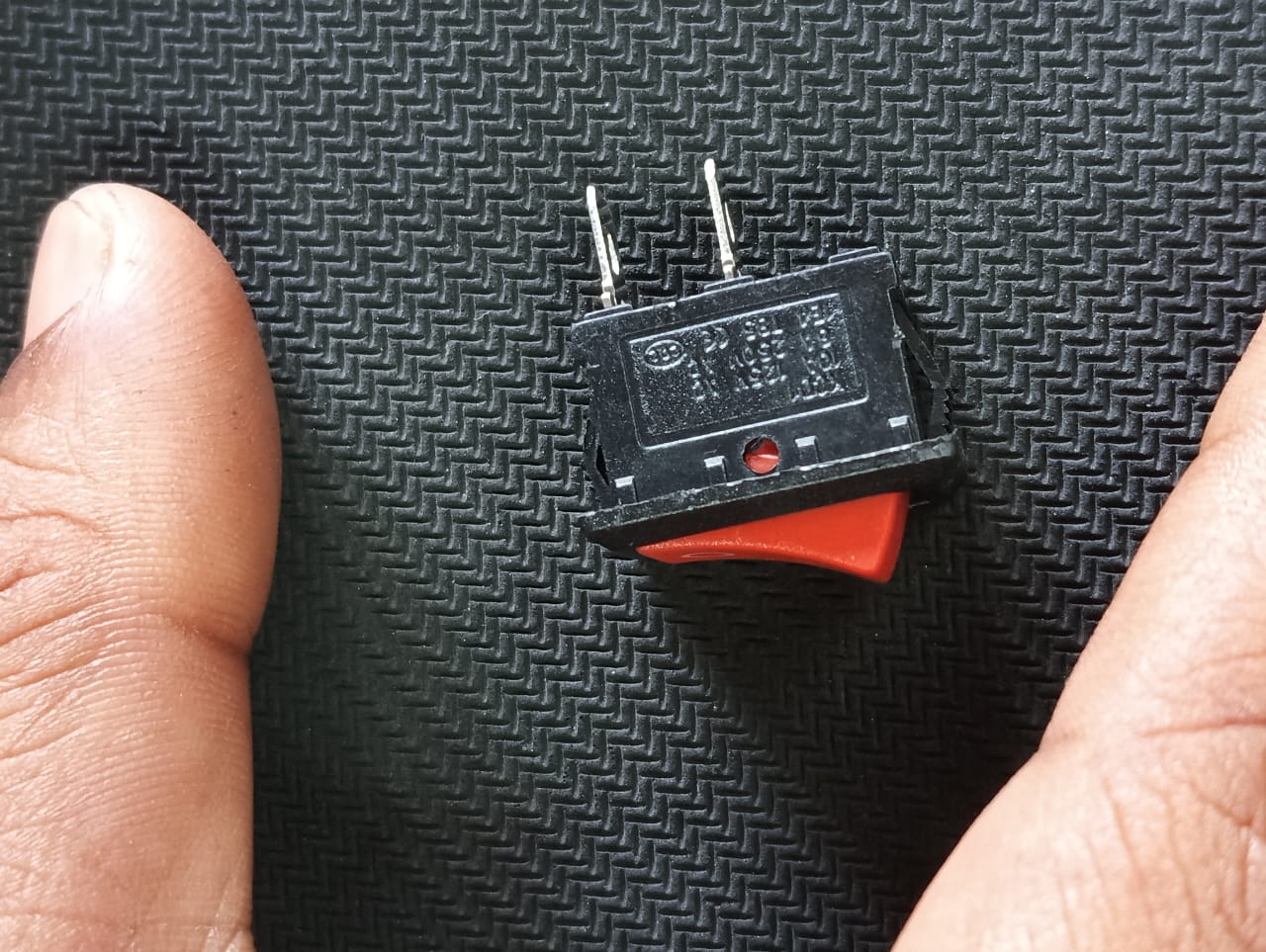 SPST Rocker Switch 6A 250V AC On/Off Electrical Switch ET8017