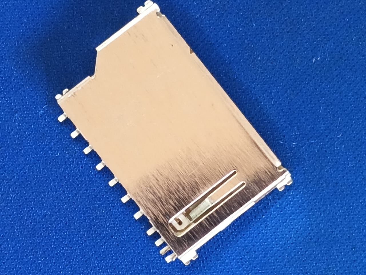 SD-CARD 11P SMD SHOU HAN 2.8mm Card Slot Standard SD Card Plug-in SMD SD Card / Memory Card Connector ETA2545