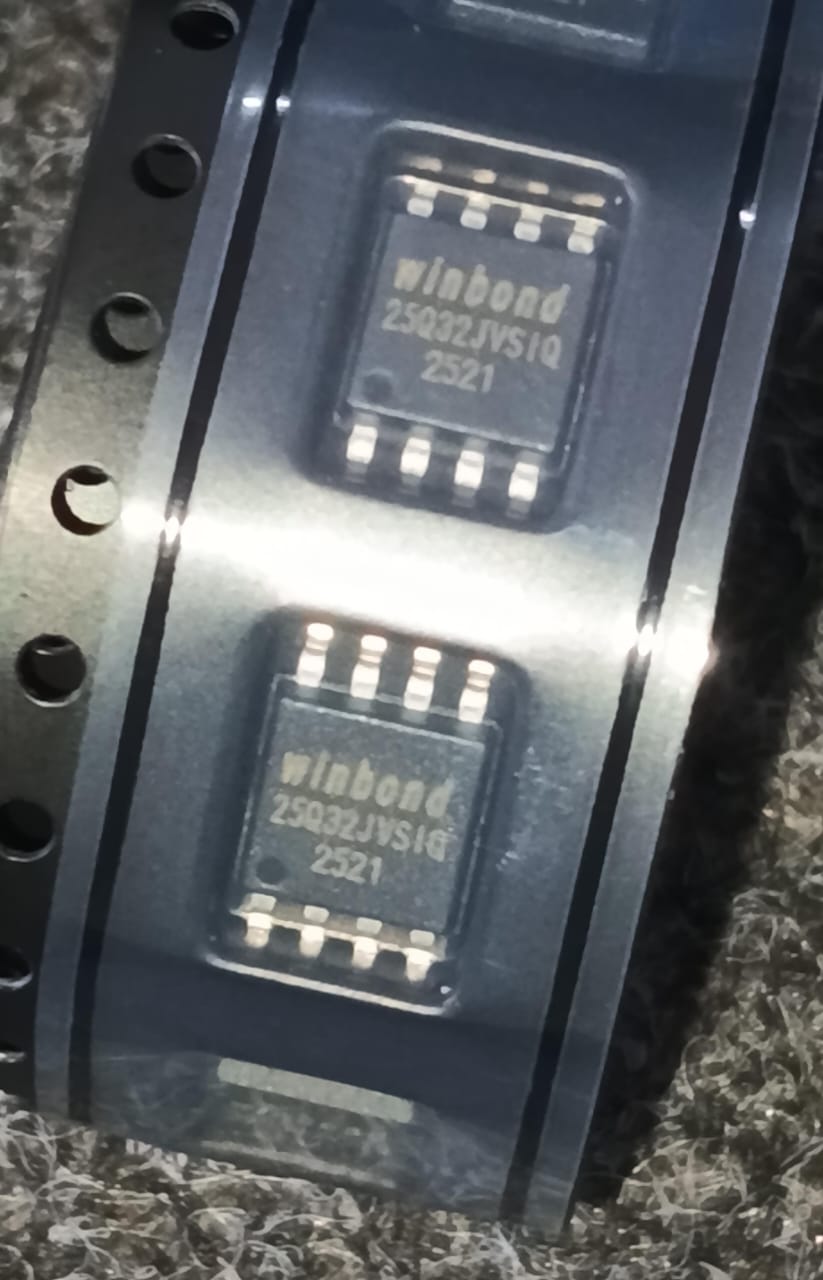 W25Q32JVSSIQ SMD SOIC-8-208mil WINBOND ET9516