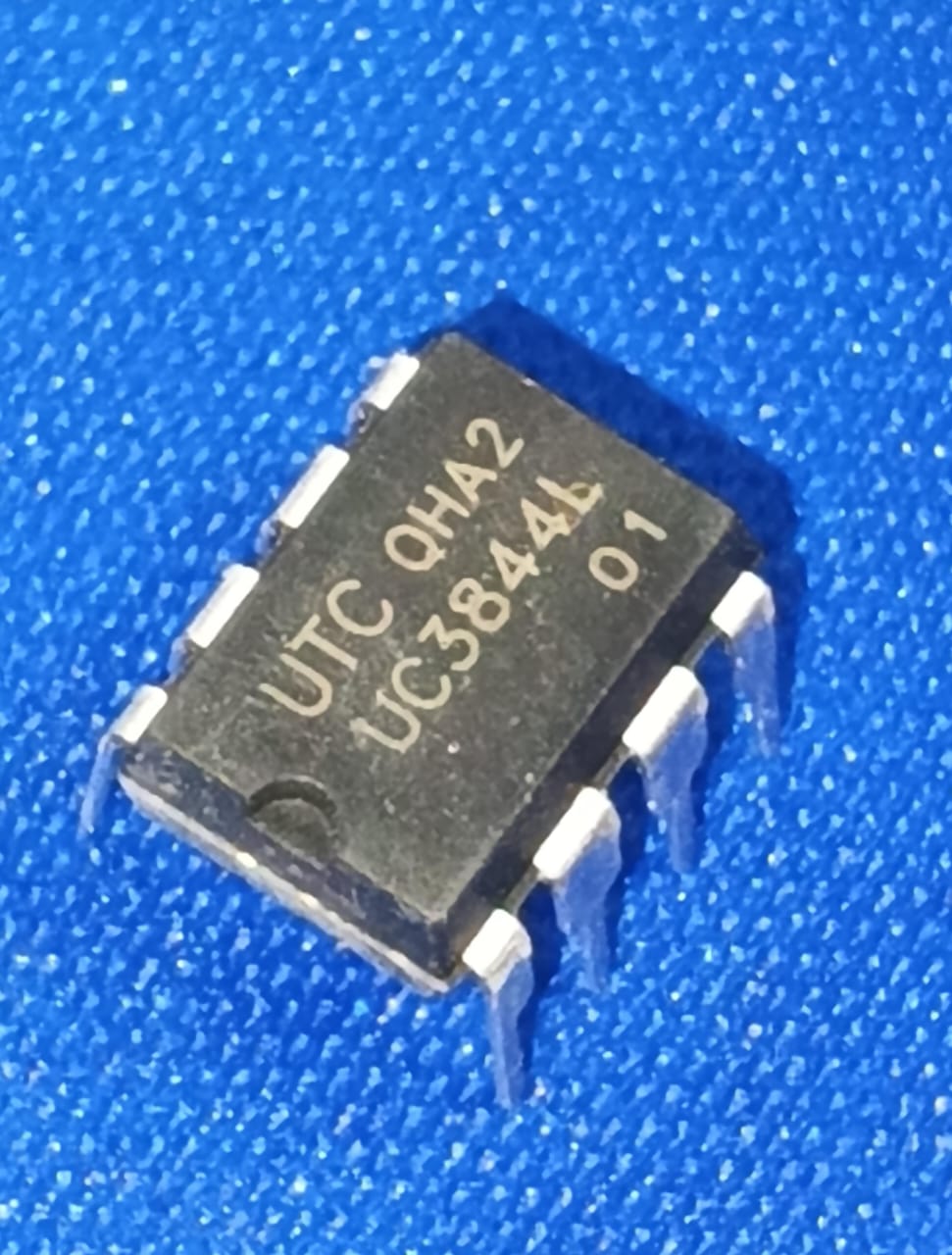 UC3844L DIP-8 UTC 3844 ETA2218