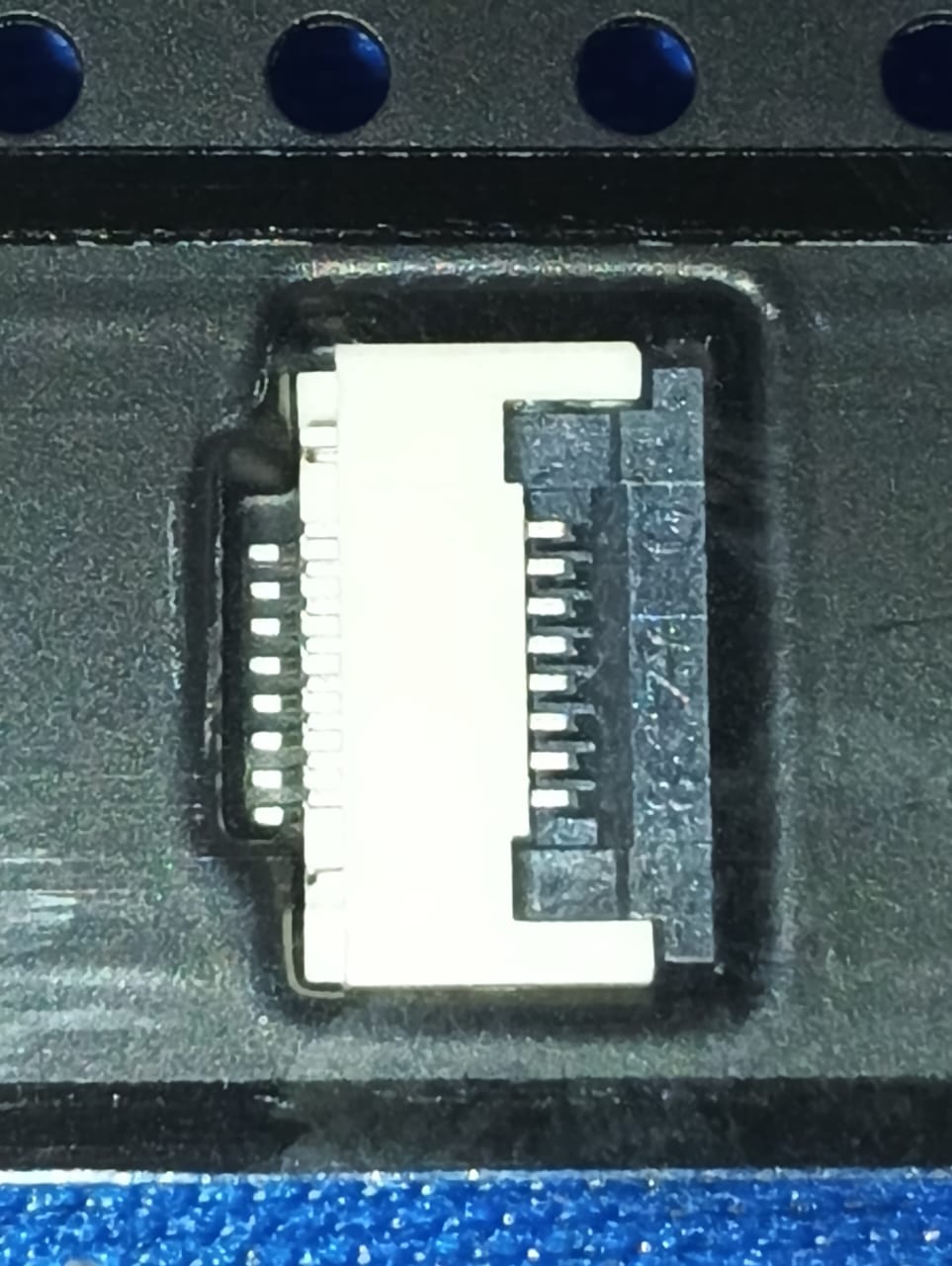 AFC01-S08FCA-00 SMD P=0.5mm,Surface Mount Right Angle JUSHUO Flip type 8P 8 PIN Bottom Contact Horizontal attachment Right Angle FFC, FPC (Flat Flexible) Connector Assemblies ETA2410