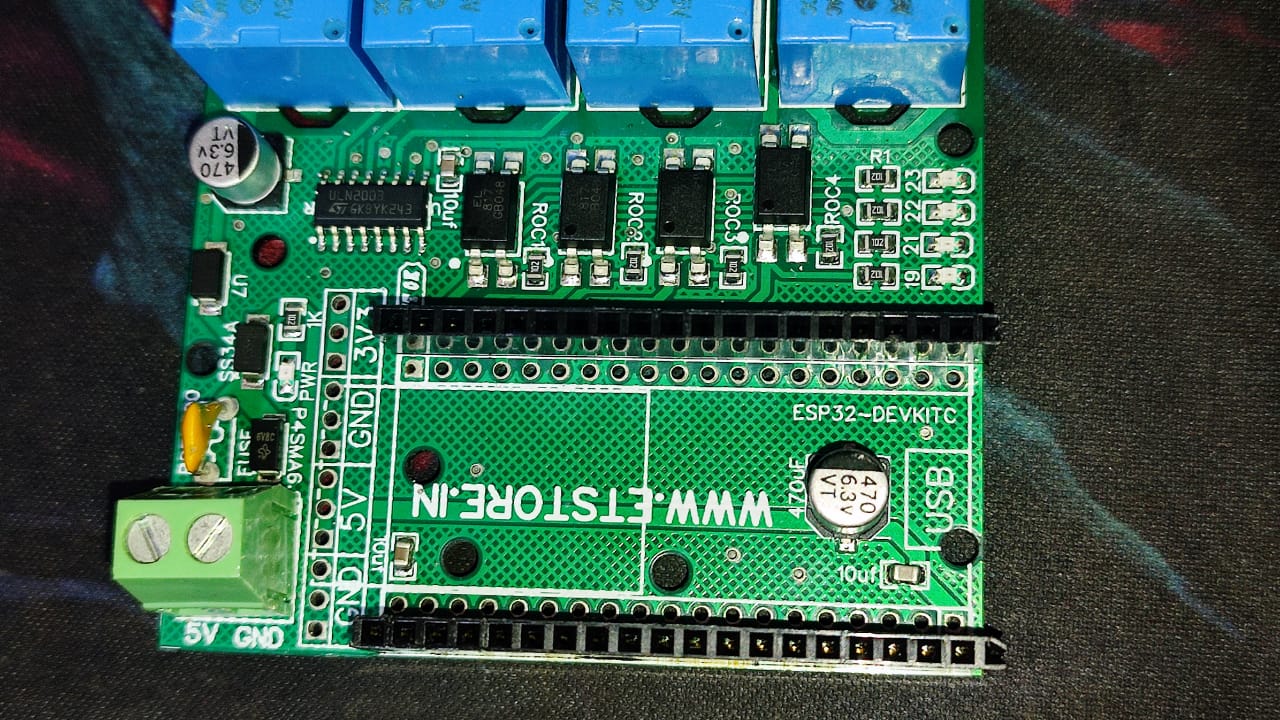 4 Channel Relay Board for 38 Pin ESP32 5V Module 80x68mm 4CH ET6511