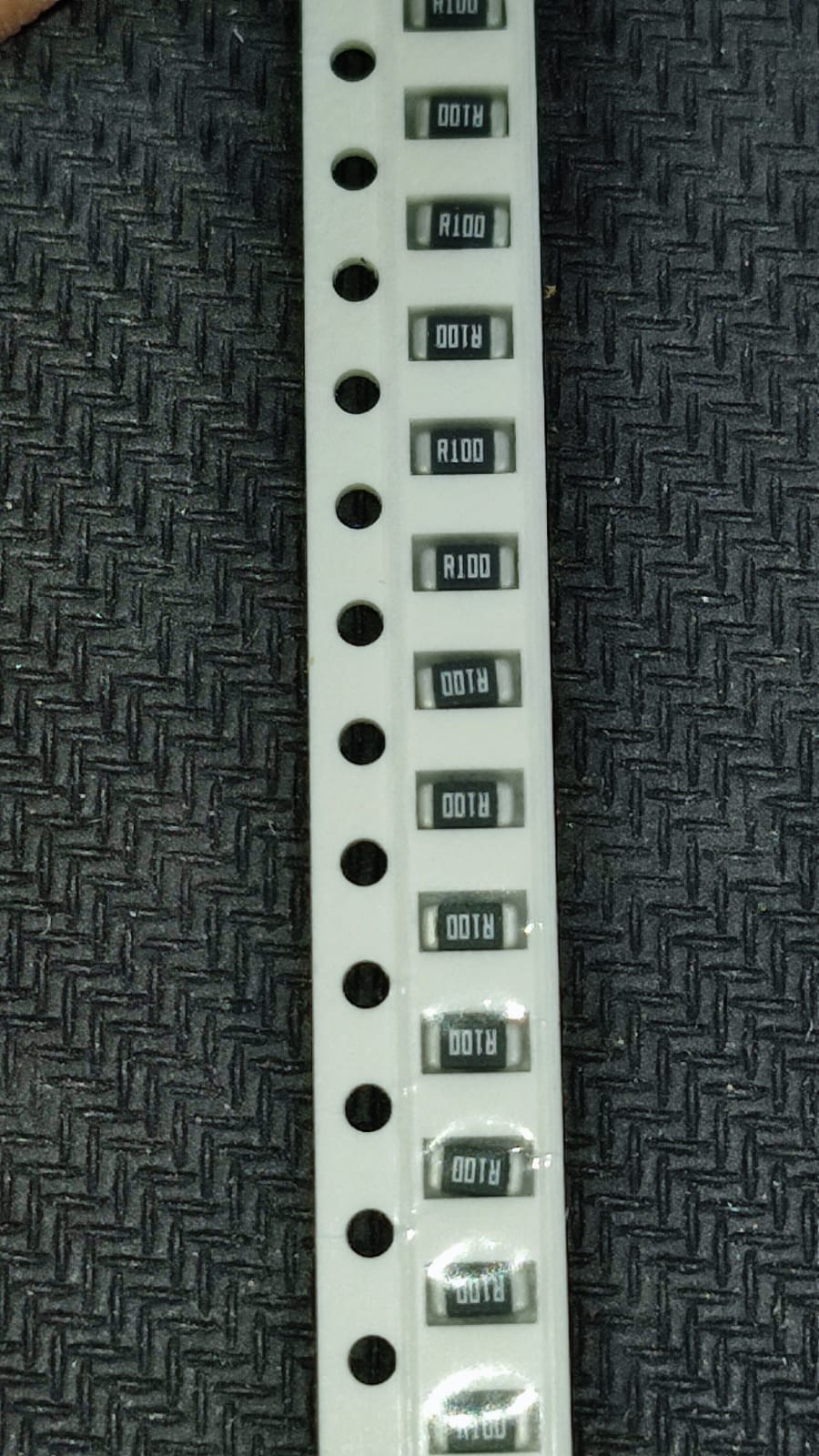 FRM121WFR100TM 0.1 ohm 1W 1206 Current Sense Shunt Resistors FOJAN A2066