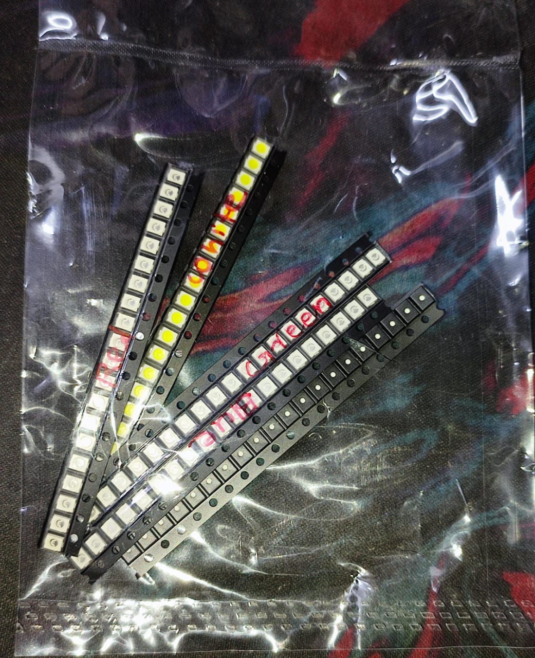 3528 SMD LED kit RED GREEN BLUE YELLOW WHITE 20 Pieces each ET11128