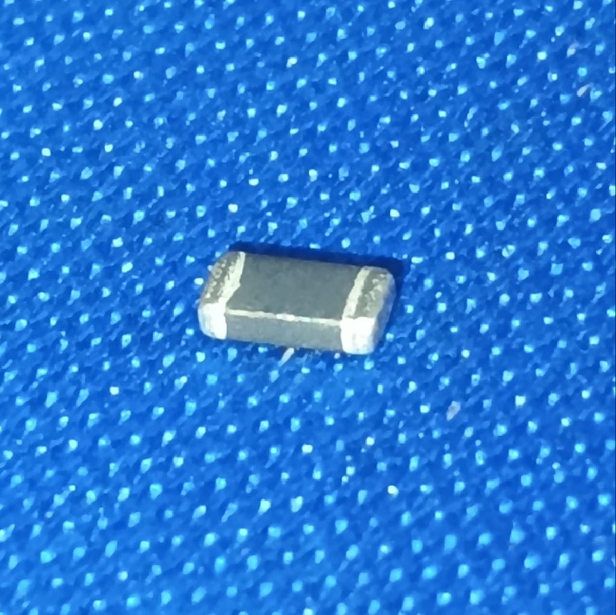6A 1206 CBM321609U110T 1206 FH 11 OHM @100MHz 1 Line Ferrite Bead ETH6723