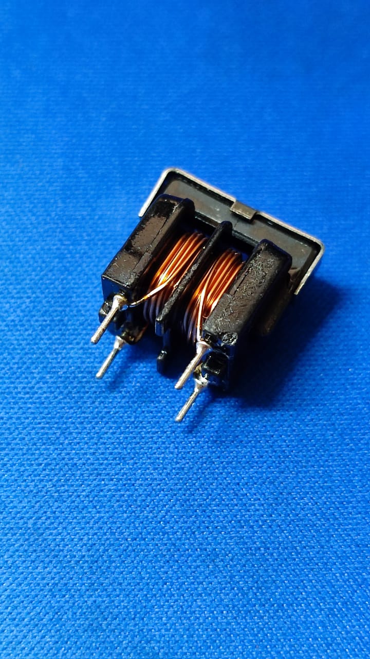 PDUUAT98-501MLN Plugin,17x12x17mm PROD Tech 500uH@1kHz 45mΩ Common Mode Filters ETA2472