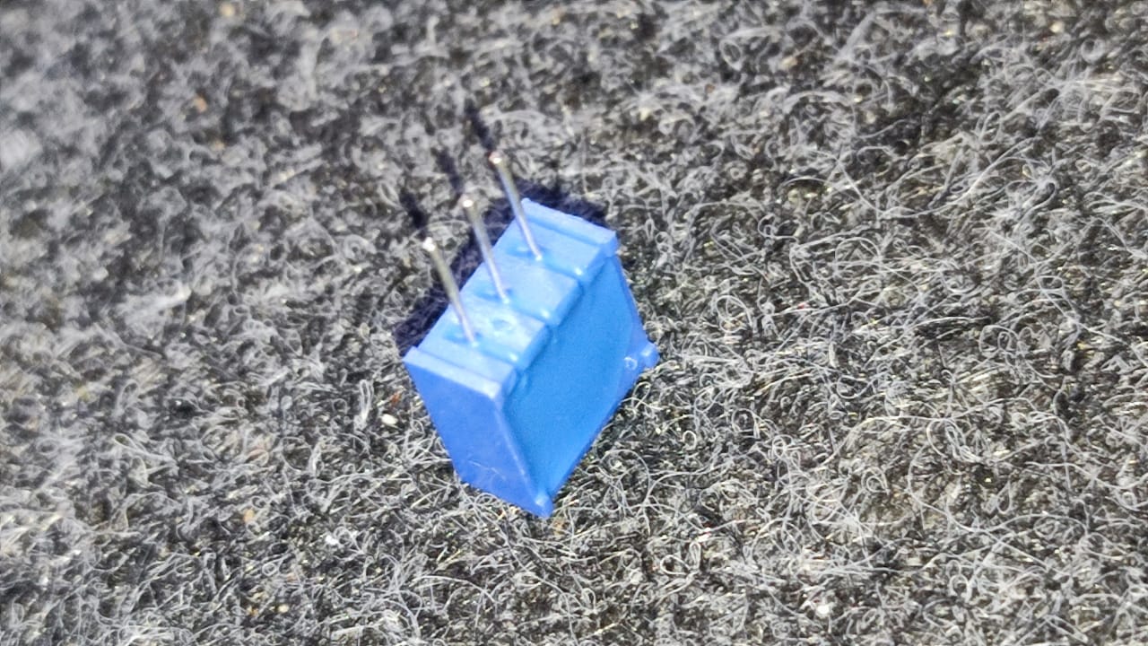 10K Ohm 3386W 103 Potentiometer Vertical Square Trimpot ET10637