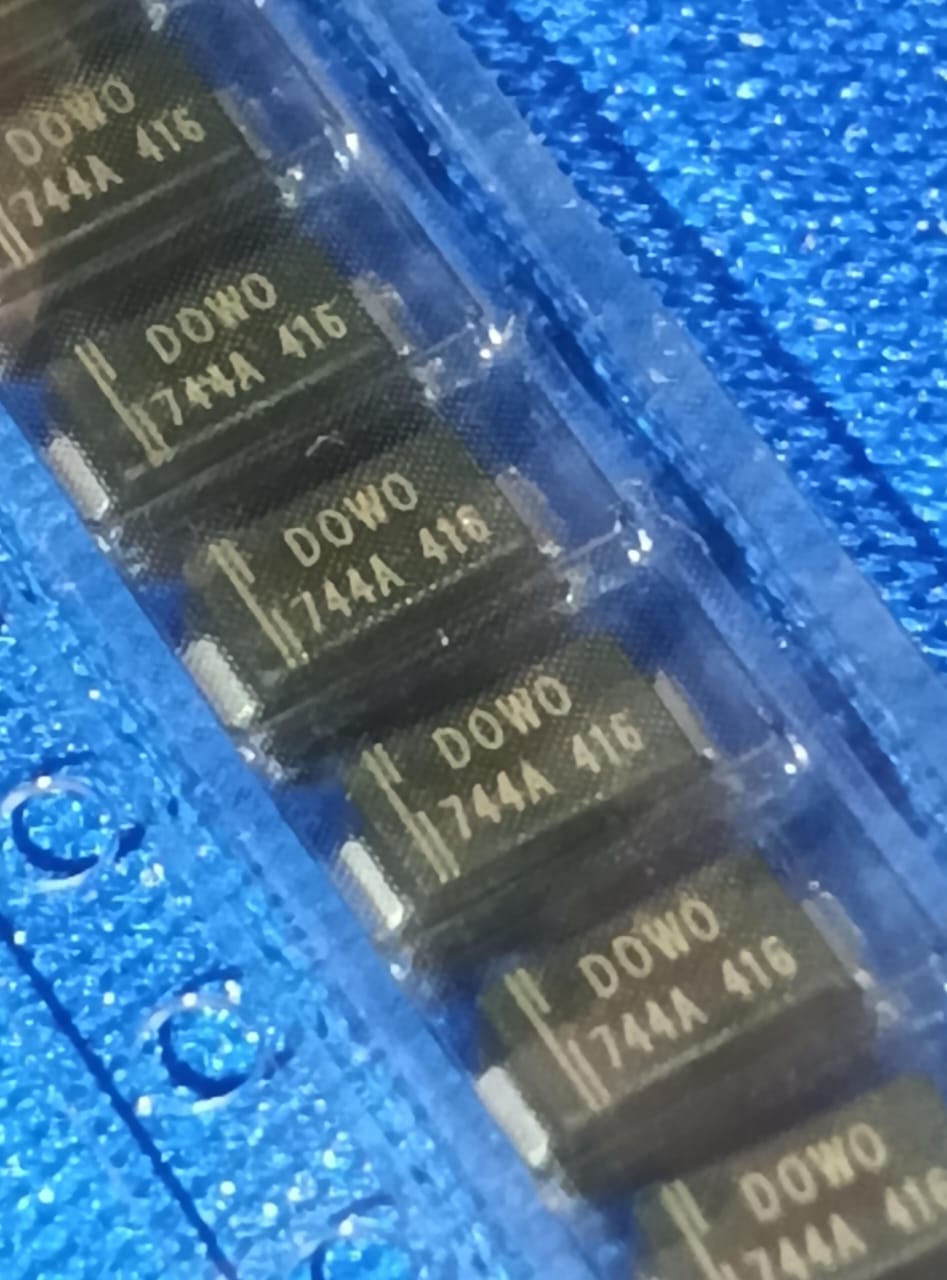 15V 1W SMA4744A 744A SMA DOWO SMA Zener Diodes ETA2399