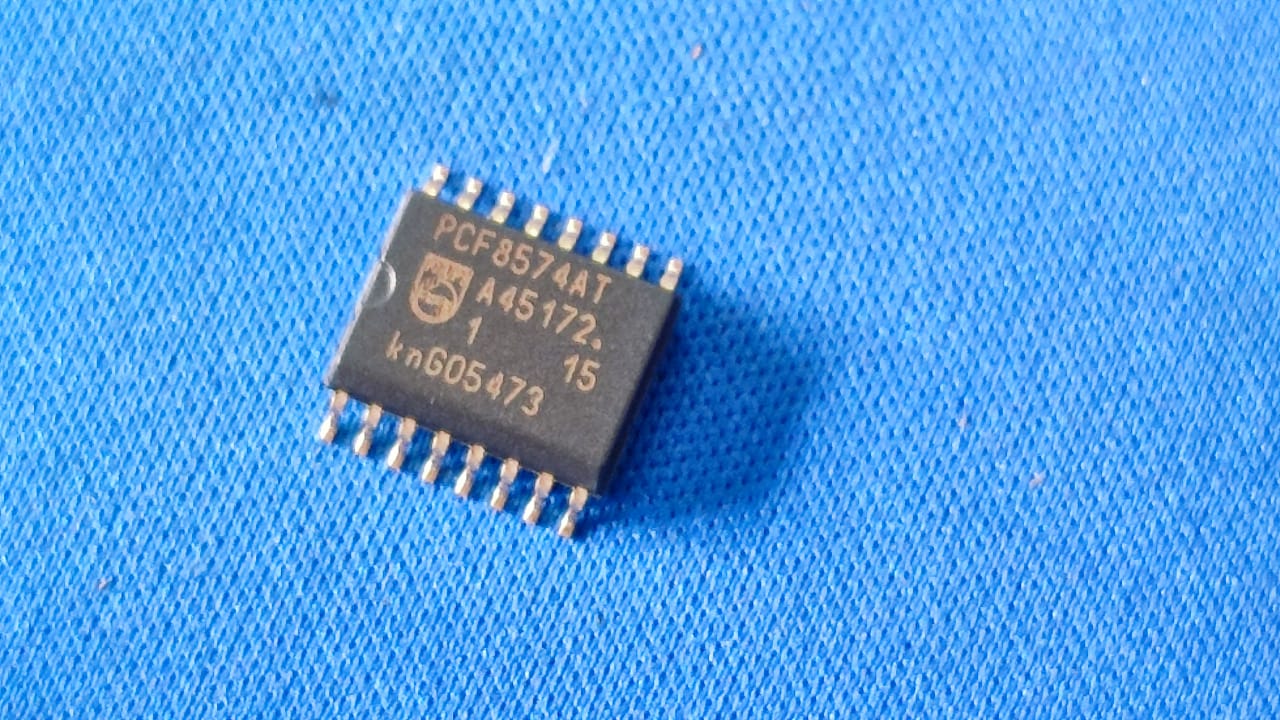 PCF8574AT SO16 NXP I/O Expander I2C 8574 ETA1443