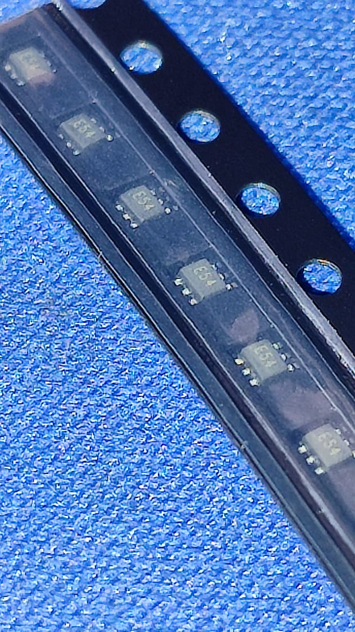 ESDA6V8AV6-6/TR-ES SOT-563 ElecSuper ESD and Surge Protection diode E54 TVS ETA2449