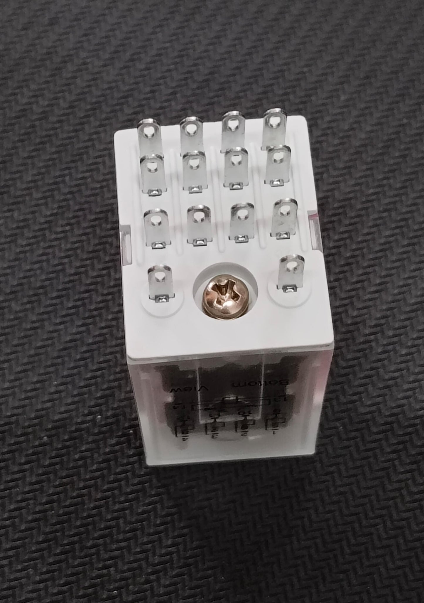 RELAY 240V AC 5A DPDT OEN 37A-4-240-SLT ETA2485