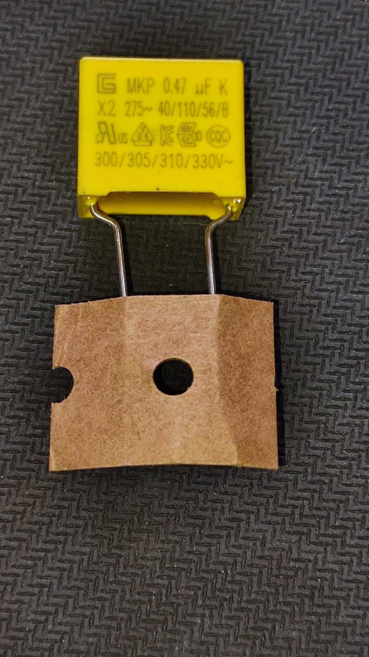 0.47uF 275V AC Class X2 10mm pitch BOX FILM CAPACITOR ETA2165