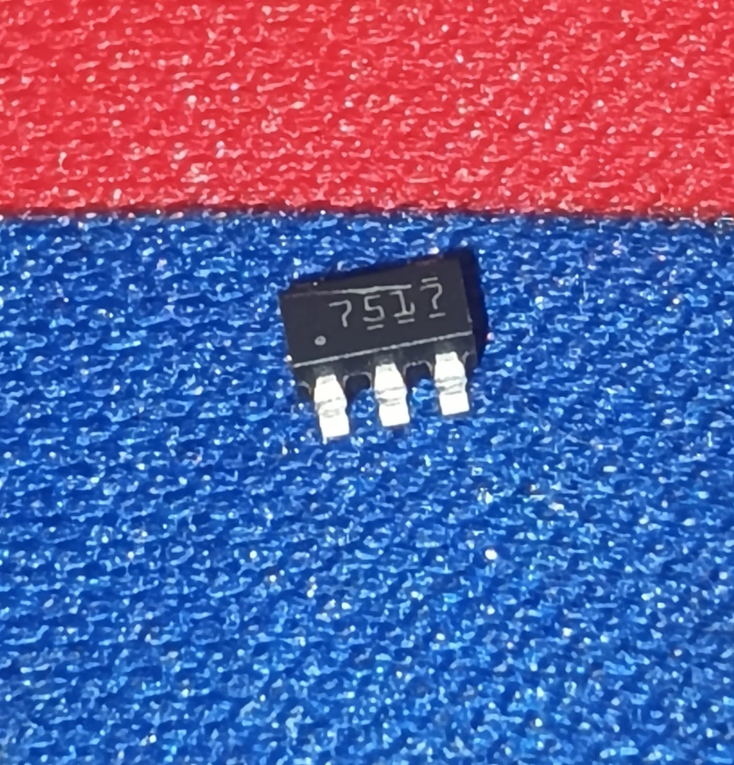UCC27517DBVR TI SOT-23-5 low side Gate Driver 7517 ETE9912