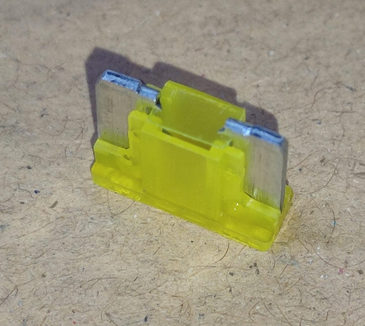 20A mini Blade Fuse PROTECTRON Automotive 32V ET11307