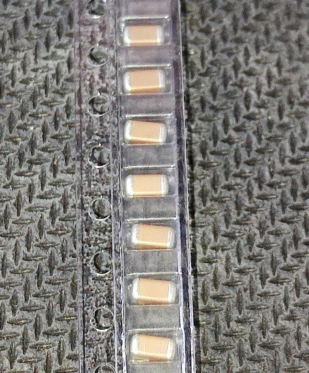 10uF 50V 1206 HGC1206R5106K500NSPJChinocera X5R ±10% Multilayer Ceramic Capacitors MLCC - SMD/SMT ETA2400