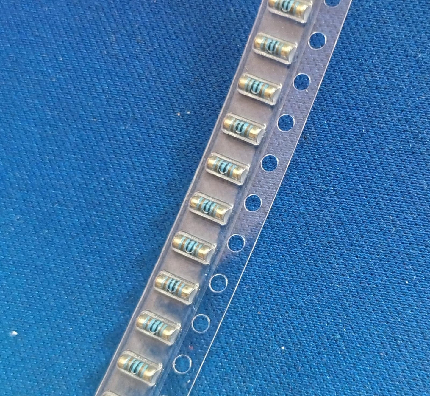 1k ±1% 0.25W SMD MELF-0204 MFR CSR0204FTDV1001 Viking ETE9994
