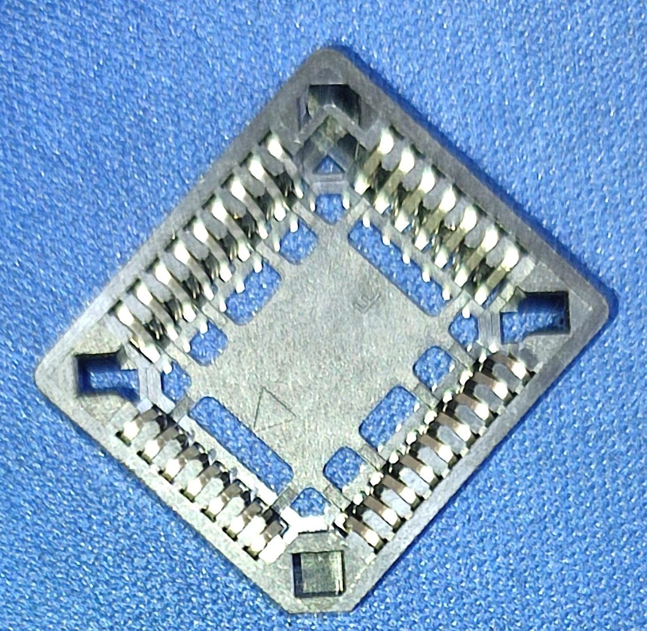 32PIN PLCC SMD IC Sockets HOLDER DS1032-32SSKT1LA ETA2673