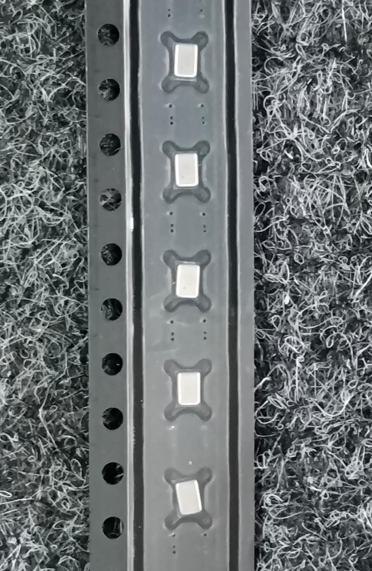 LMA2718B381-OA5-2 MEMS Omnidirectional Microphone ETA1945