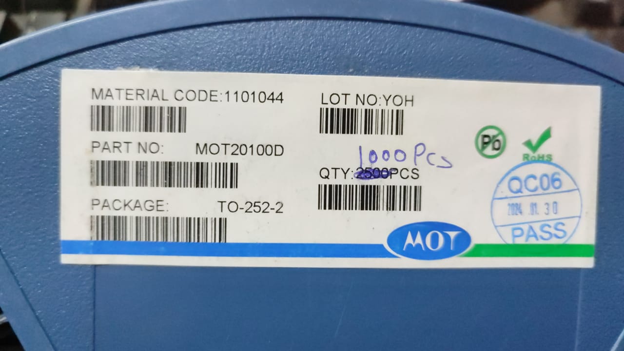 MBR20100D MOT TO252 SMD Schottky Diode 100V 20A 20100 ETA2622