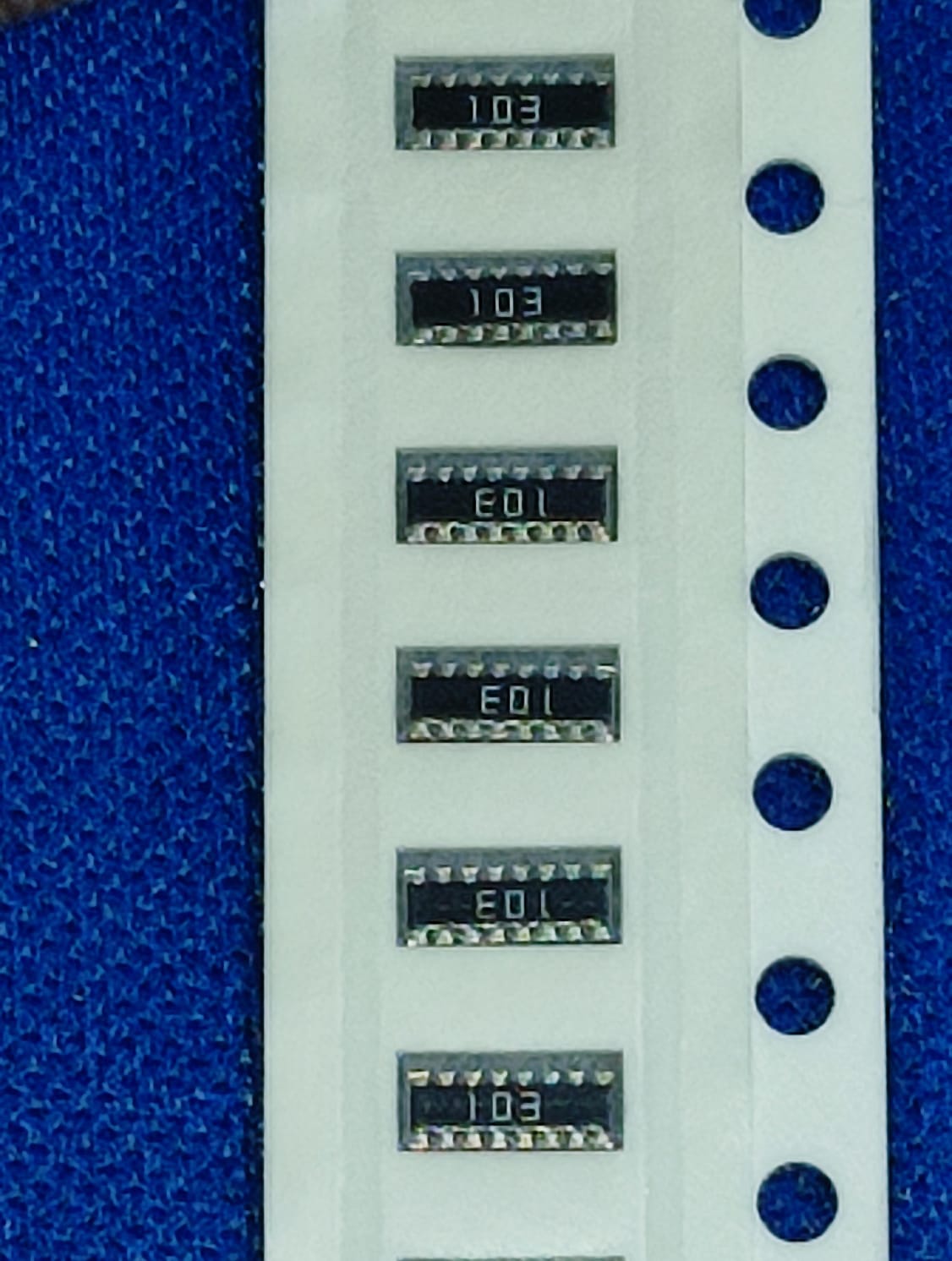 YC248-JR-0710KL 0402x8 8 Resistor Network Array YAGEO A2078