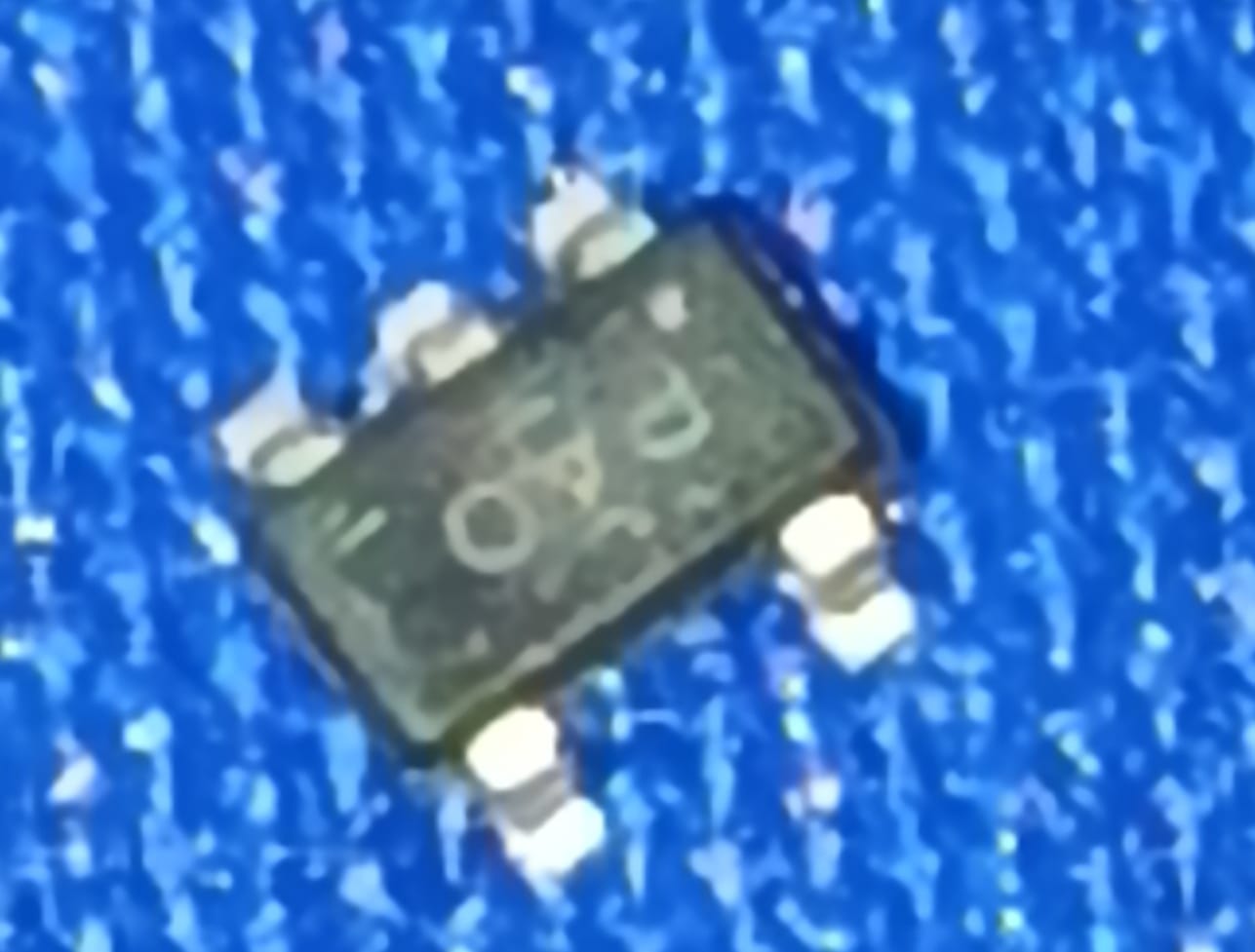 TLV70433DBVR 150mA Fixed 3.3V Voltage Regulators LDO Texas Instruments ETA2206