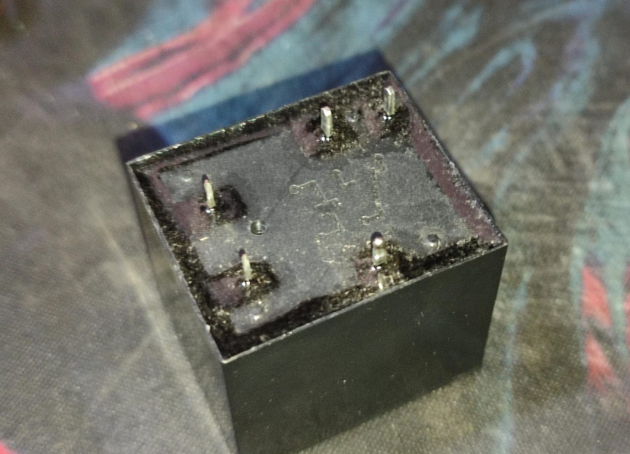 201 1C 1 12 12V DC 30A / 20A BOX GUARDIAN RELAY ET11220