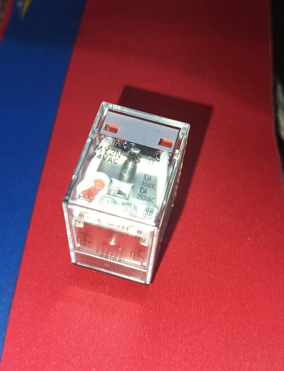 MY2N-GS-R-AC24 24V AC 10A Relay OMRON DPDT 8 LEG ETE9898