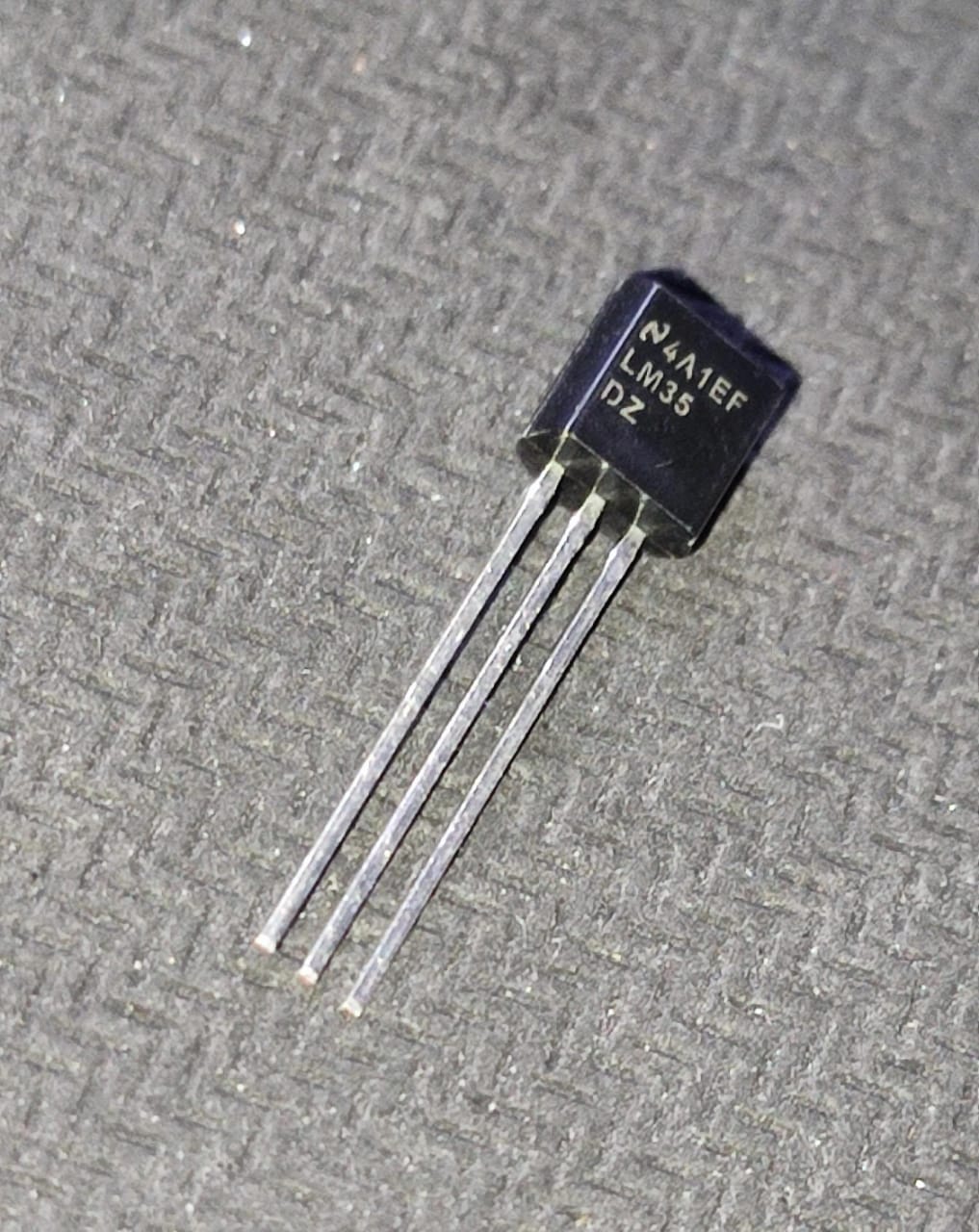 LM35DZ/NOPB TI TO92 Temperature Sensor ETA1316