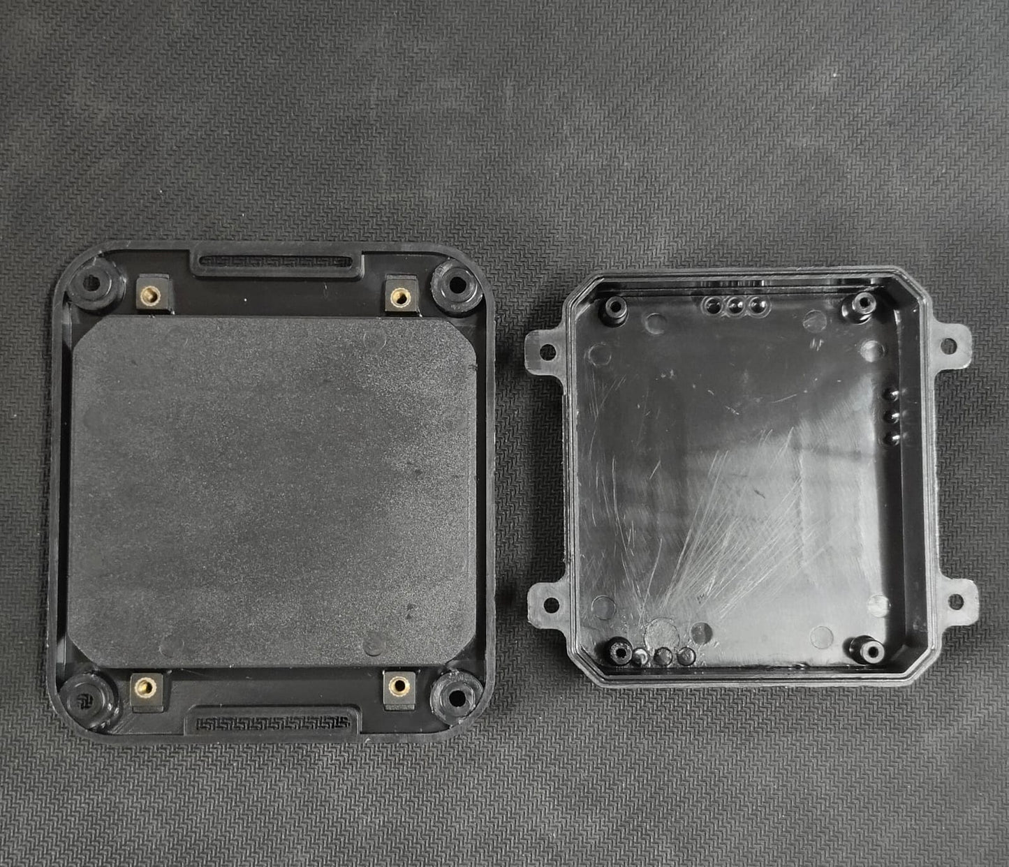 GENERAL PURPOSE CABINET WATER PROOF 11x10x3CM E31 ET8549