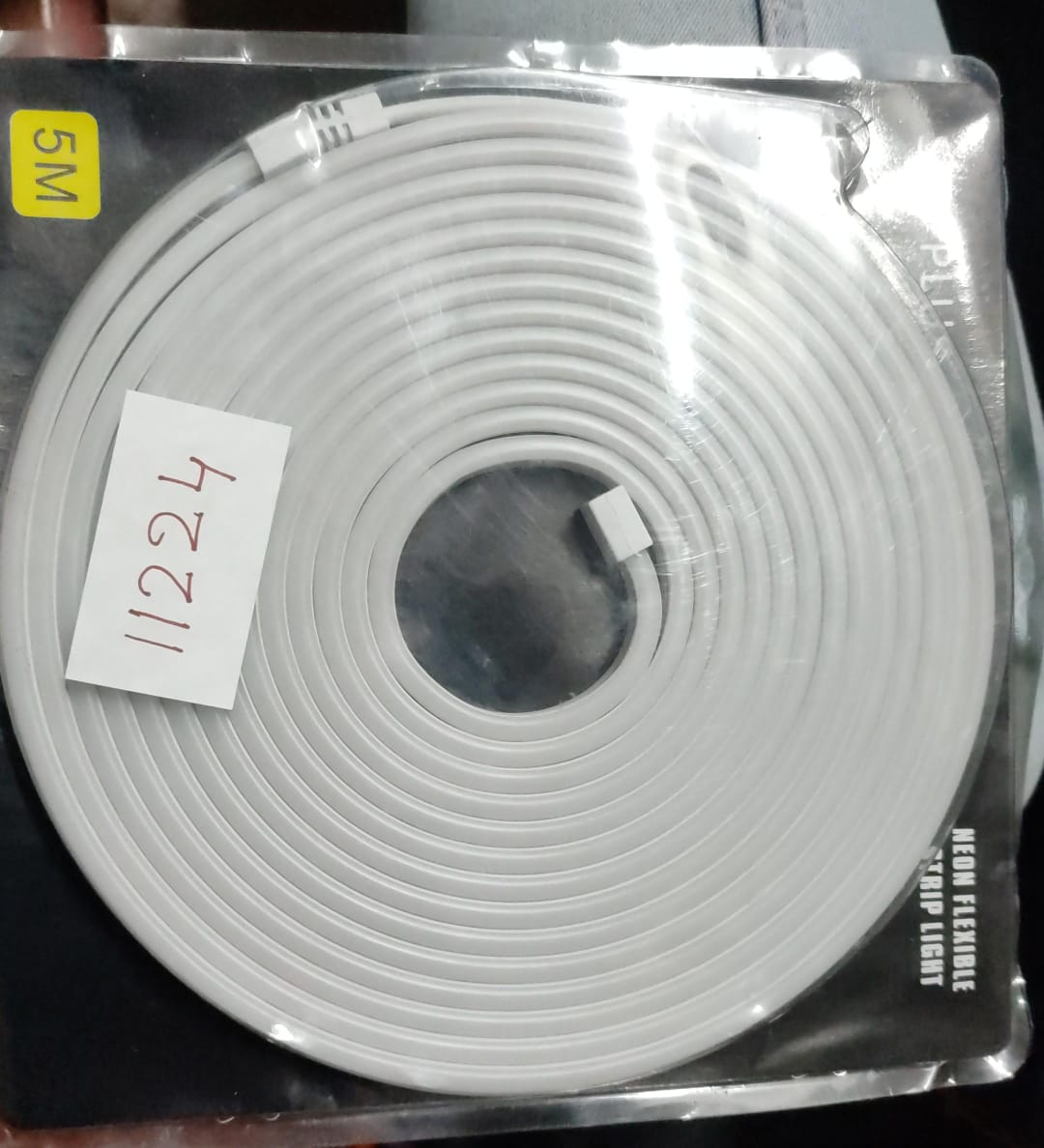 1 Roll WARM WHITE Neon Led Strip Rope Light Water Proof 12V 4-5 METER ET11224