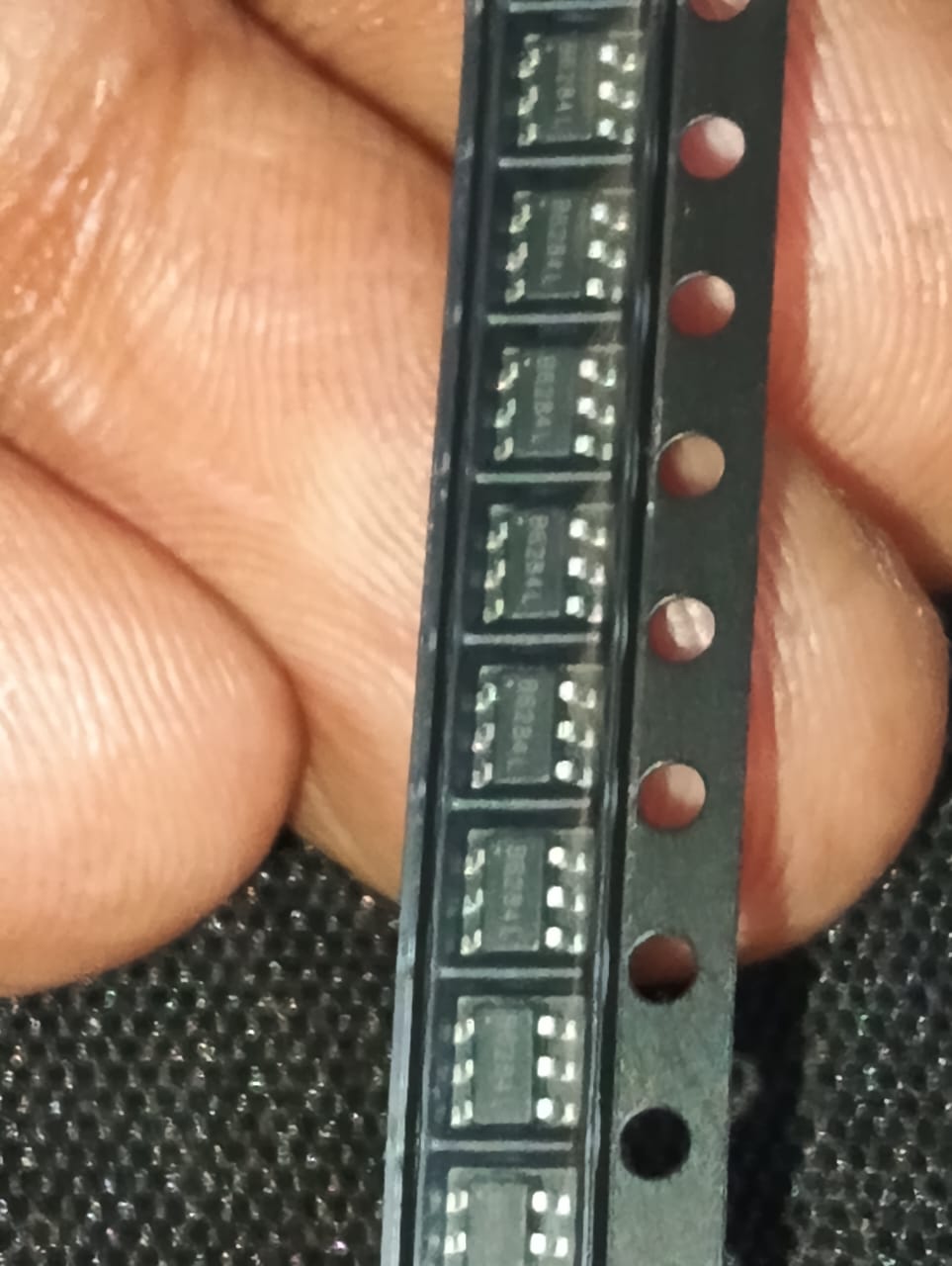 MT3608 SOT23-6 Boost type Adjustable DC-DC Converters 28V 2A ETA1156