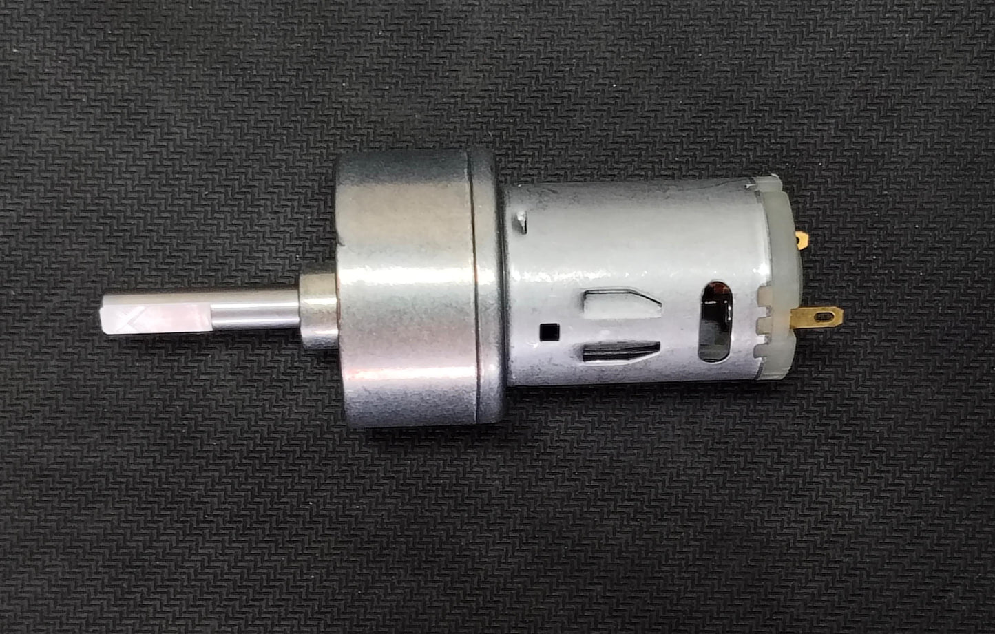 200 RPM JOHNSON GEARD MOTOR PLASTIC DC 12V ETH6567