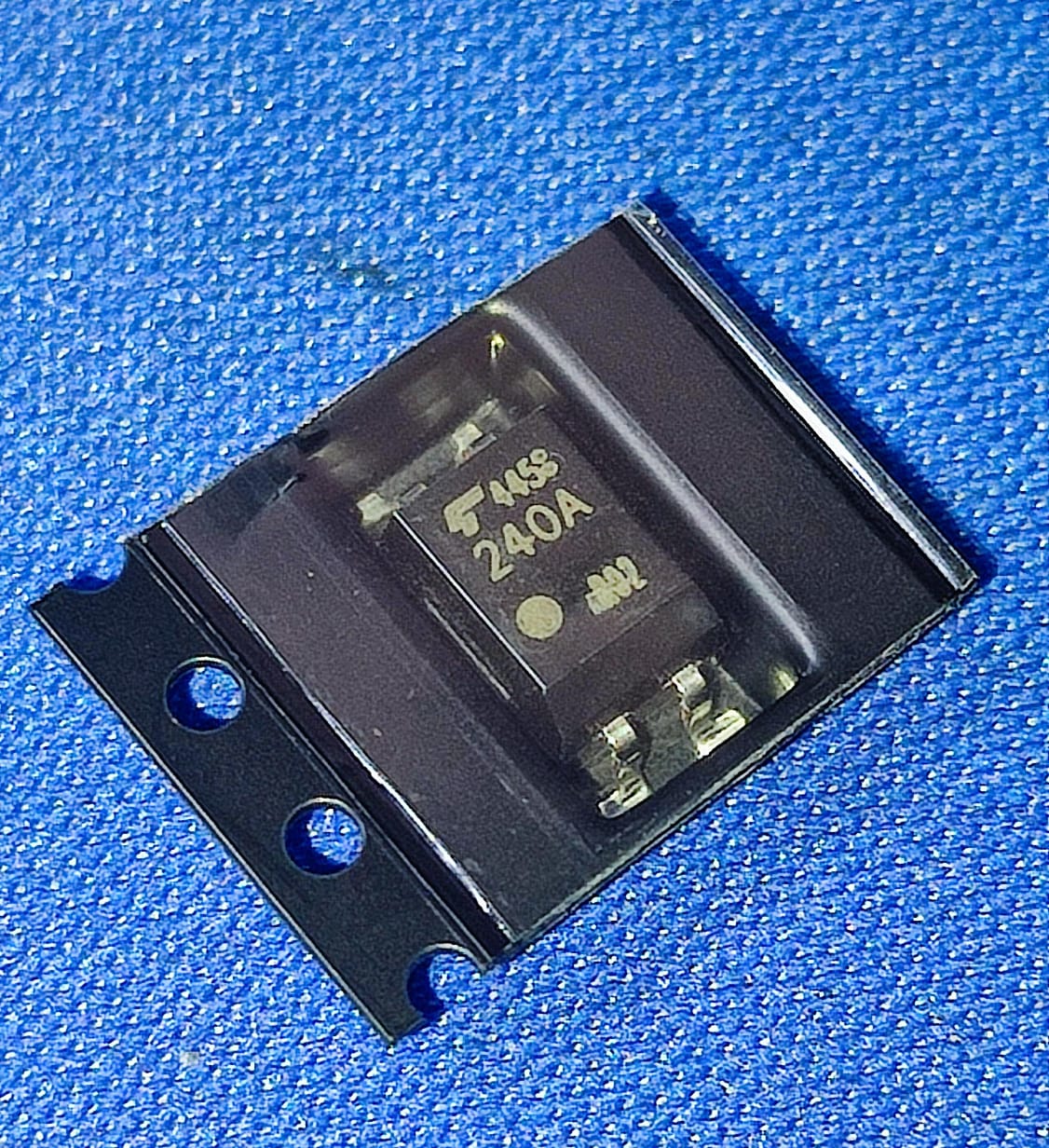 TLP240A(TP1,F SMD-4P TOSHIBA SPST-NO(1 Form A) Solid State Relays 240A ETA2435