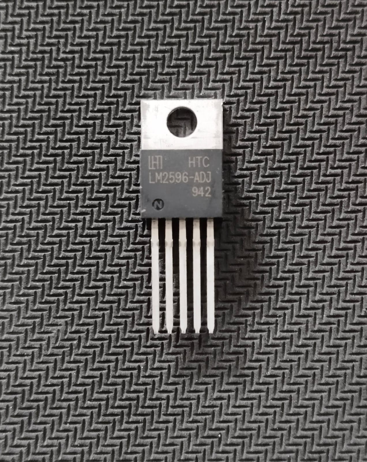 LM2596-ADJ TO-220 ADJUSTABLE HTC ORIGINAL ETA1467