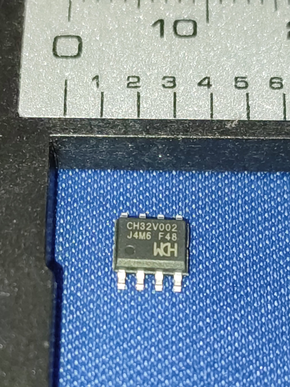 CH32V002J4M6 SOP8 RISC-V SMD WCH Micro controller ETH6962