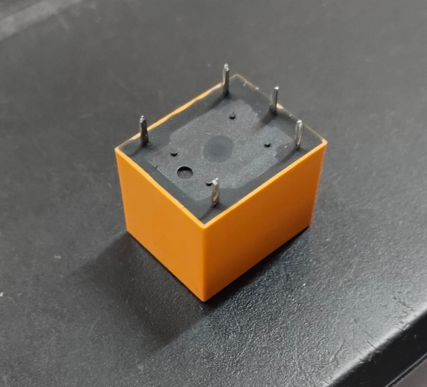 3NIX 5V 7A RELAY JQC-3F(T73) SPDT PCB Mount Sugar Cube 19x15x15MM Color may be different ETA1840