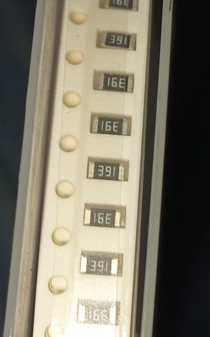 390 OHM 1206 SMD RESISTOR 0.25W 5% TOLERANCE 390R 390E ETD11150