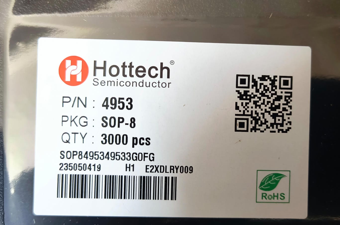 4953 SOP-8 smd  Dual P Channel mosfet Hottech 30v 5.1A APM4953 ETA1106