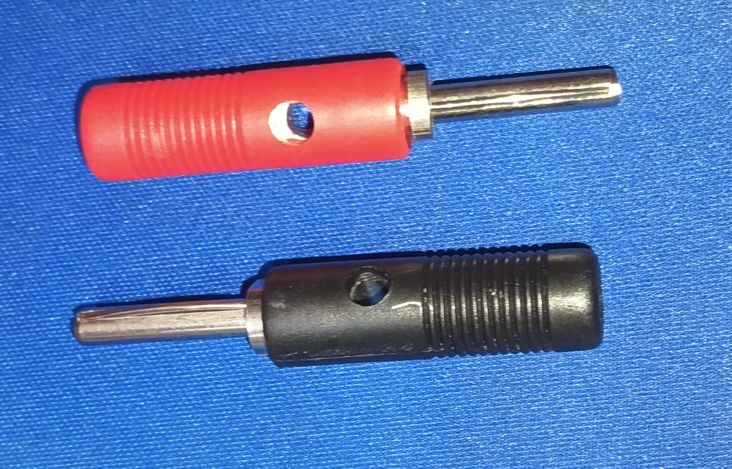 1 PAIR 4mm Banana Jack male RED BLACK ET8195