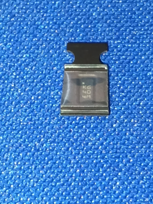 ECMF02-4CMX8 QFN-8(1.2x2.5) STMicroelectronics QFN-8(1.2x2.5) Common Mode Filters ETA2465