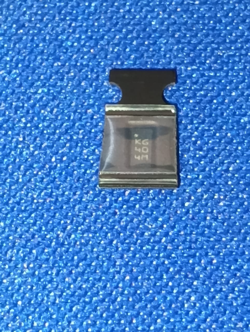 ECMF02-4CMX8 QFN-8(1.2x2.5) STMicroelectronics QFN-8(1.2x2.5) Common Mode Filters ETA2465