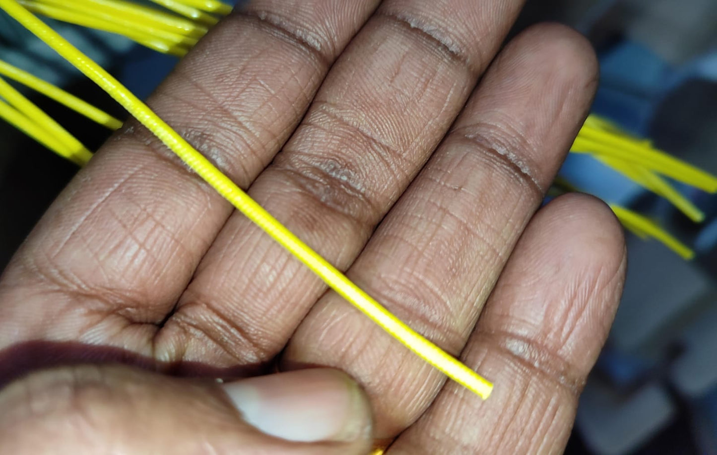 1mm yellow Fiber glass Insulation tubes Sleeves 1 Meter ET8915