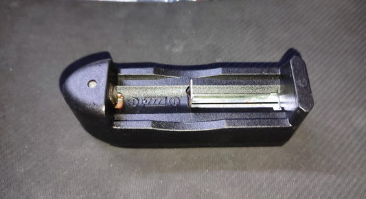 Battery Charger Li-ion 3.7V 18650 lithium Single Cell ET5726