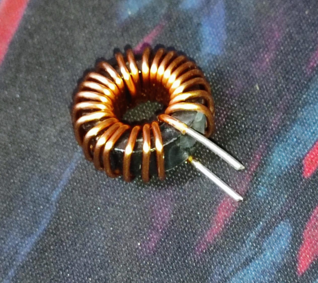 47UH 20X10MM 10A FERRITE MAGNETIC INDUCTOR COIL TOROIDAL 20% 1MM WIRE DIA ET10721