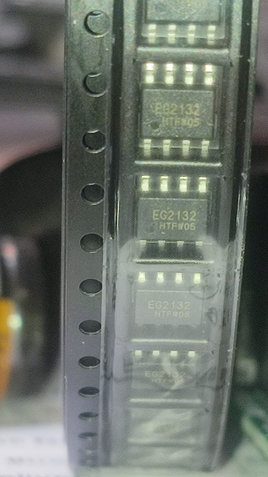 EG2132 SOP8 EG Micro MOSFET Gate Driver 2132 ETA1898