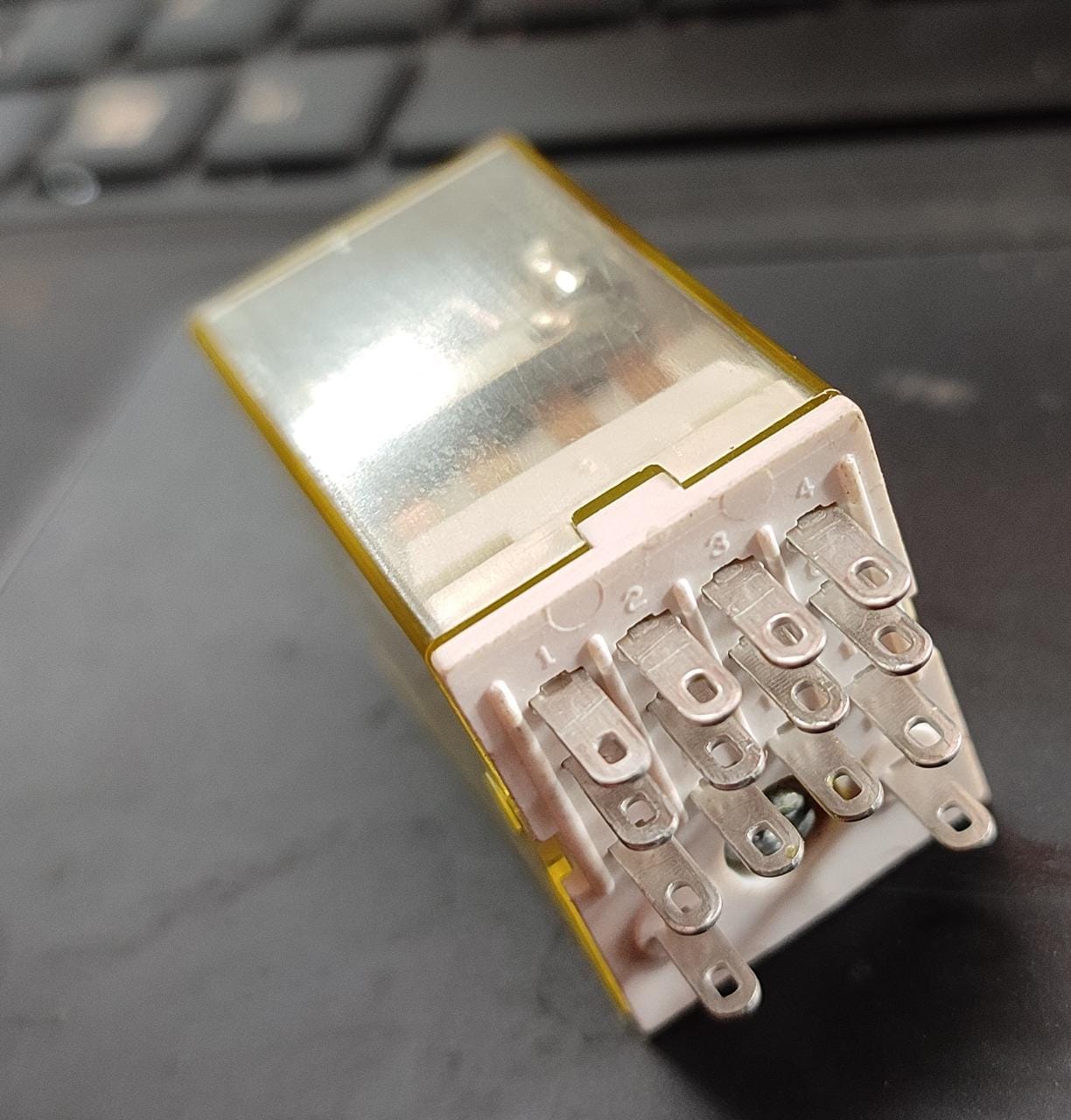 37D-4-12-SL RELAY OEN DP4T 4 pole 12V  5A ET9609