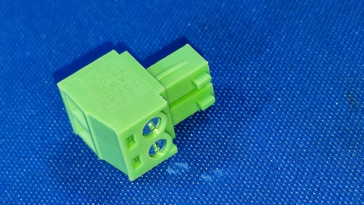 XY2500 2pin 3.81MM pitch female Right Angle Terminal Block Connectors 8A 125V XINYA 2P ET9519