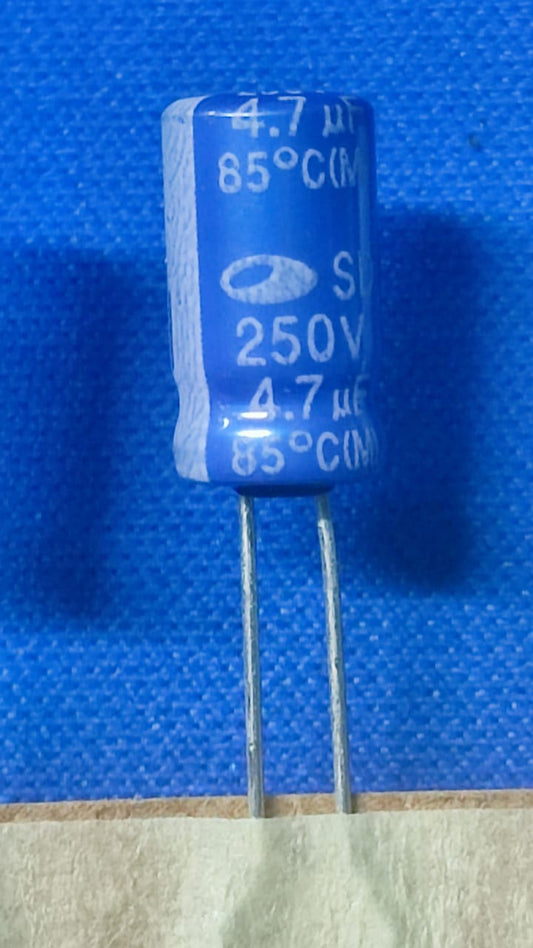 4.7uF 250V SAMWHA Electrolytic Capacitor ETA2231