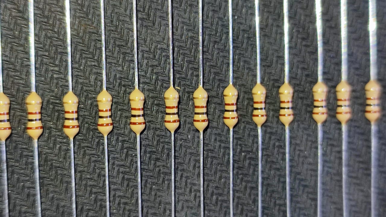 100 OHM 0.25W RESISTOR CFR tolerance 5% 100E 100R Watts ET10038